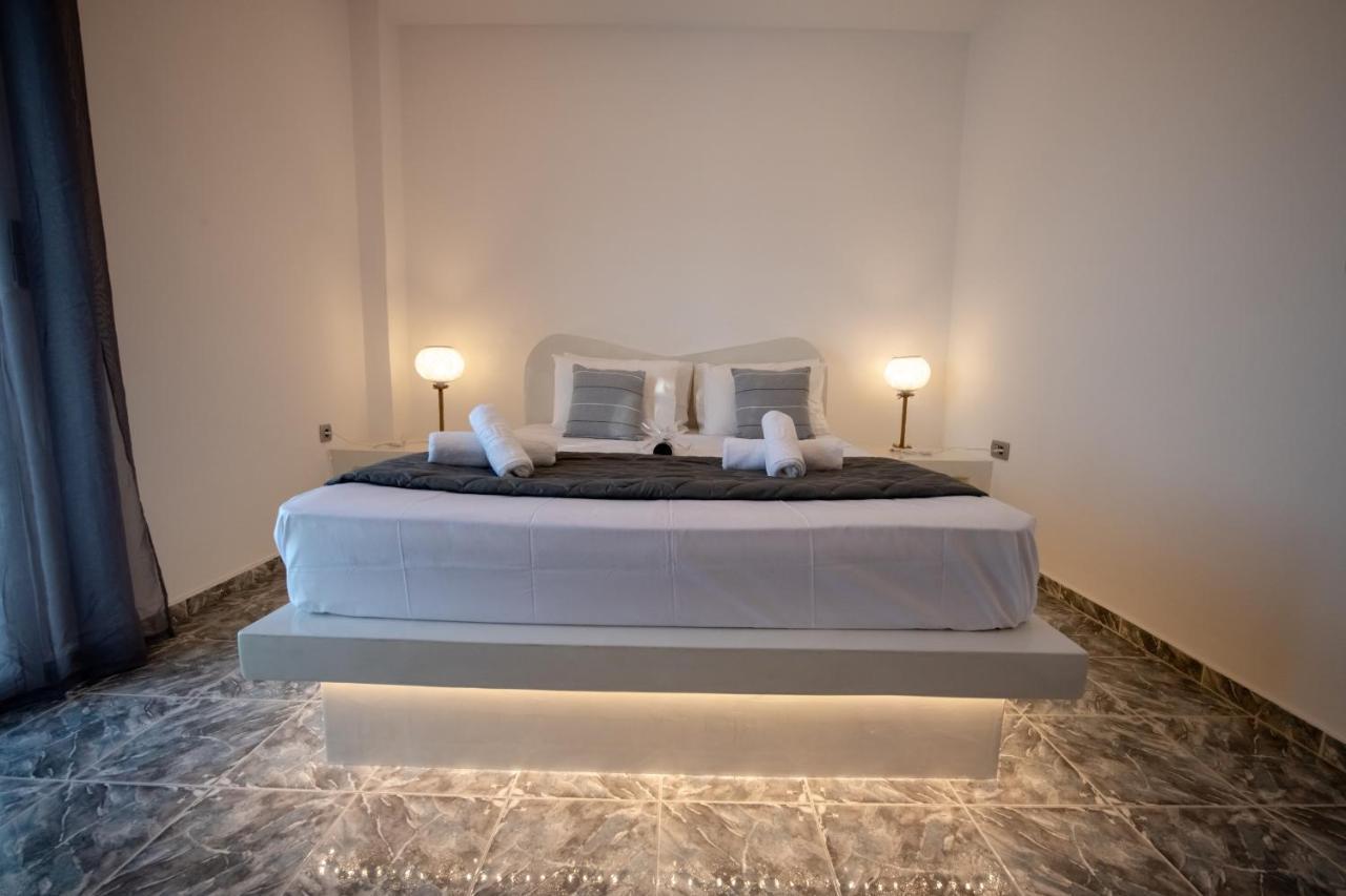 The F Suites Καρτεράδος Εξωτερικό φωτογραφία