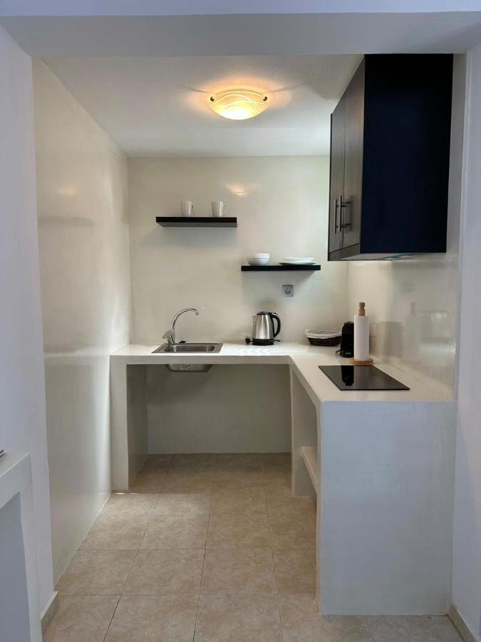 The F Suites Καρτεράδος Εξωτερικό φωτογραφία